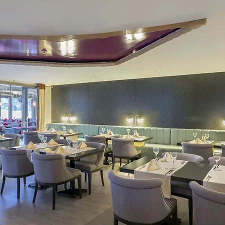 Ξενοδοχείο Sisus 4*