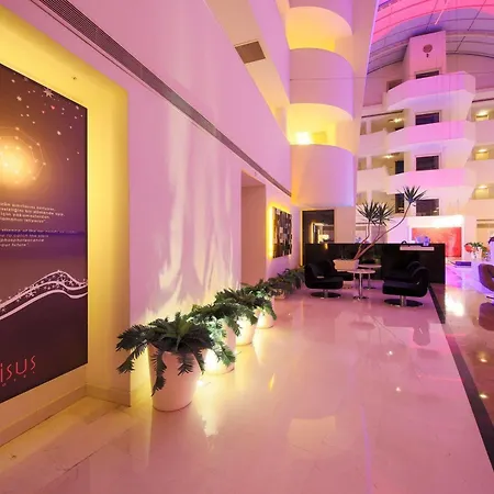 Sisus Ξενοδοχείο 4*