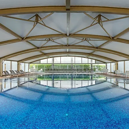 Ξενοδοχείο Sisus