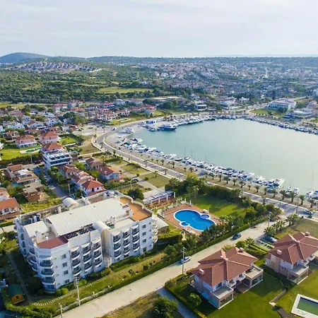 Ξενοδοχείο Sisus 4*