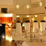 Sisus Hotel 4*