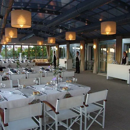 Sisus Hotel 4*