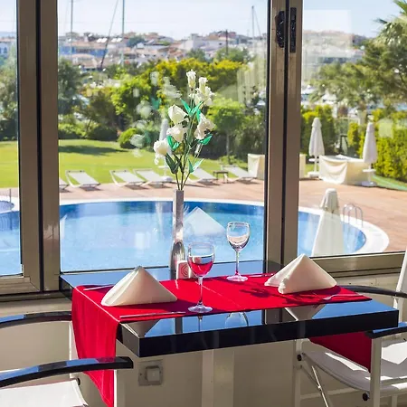 Sisus Hotel