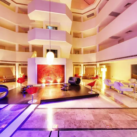 Sisus Otel Çeşme
