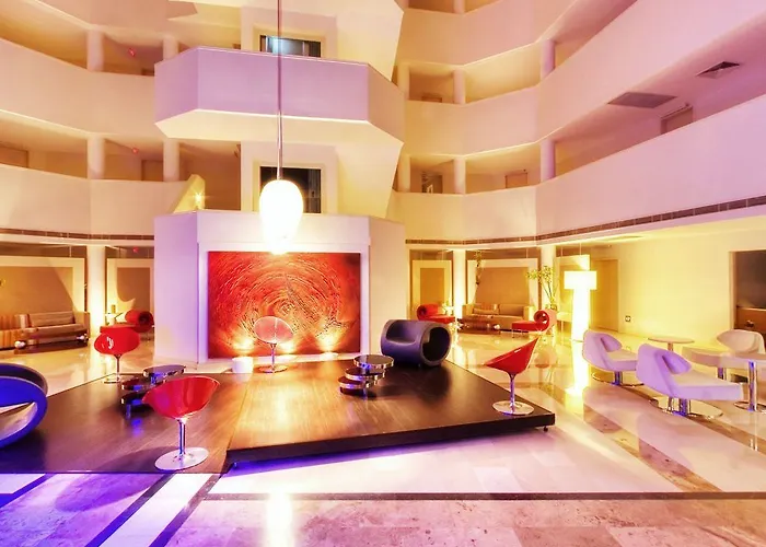 Sisus Отель Кешме